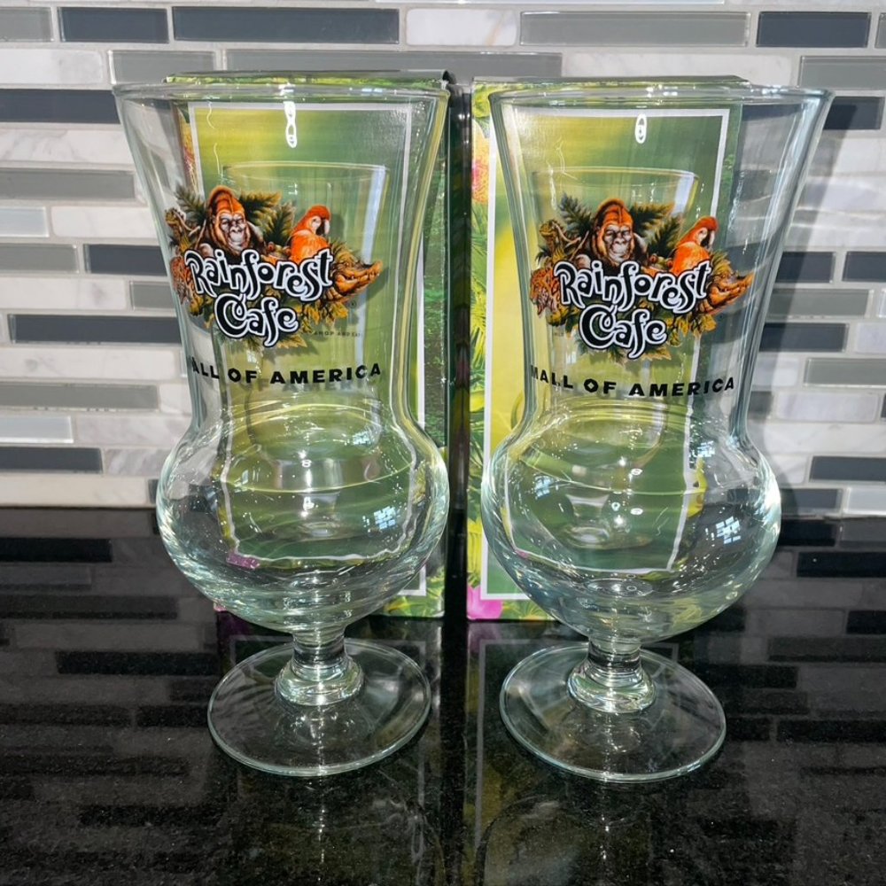 Set of 2 Rainforest Cafe Margherita Glasses Mall of America (NEW)
